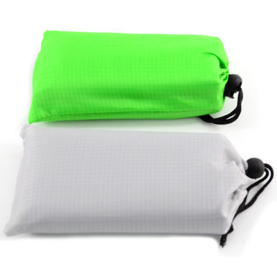 Custom Oxford Leichtgewicht Portable Strandmatte wasserdicht Tasche Camping Picknickdecke