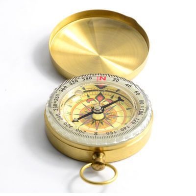 Portable Outdoor Travel Hiking Compass Watch mit digitaler Anzeige und erdbebensicherem Design