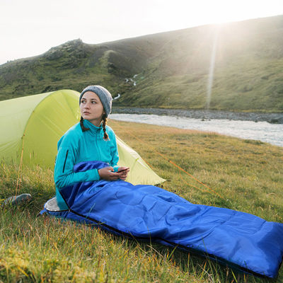 Baumwollfüllstoff Schlafsack für erwachsene Mumien auf Backpacking-Reisen im Freien