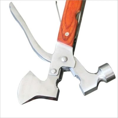 Multifunktionales Handwerkzeug aus Edelstahl mit DFG456 Design